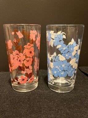Vintage Pink and Blue Floral Dogwood Patterned Tumblers Set of 2